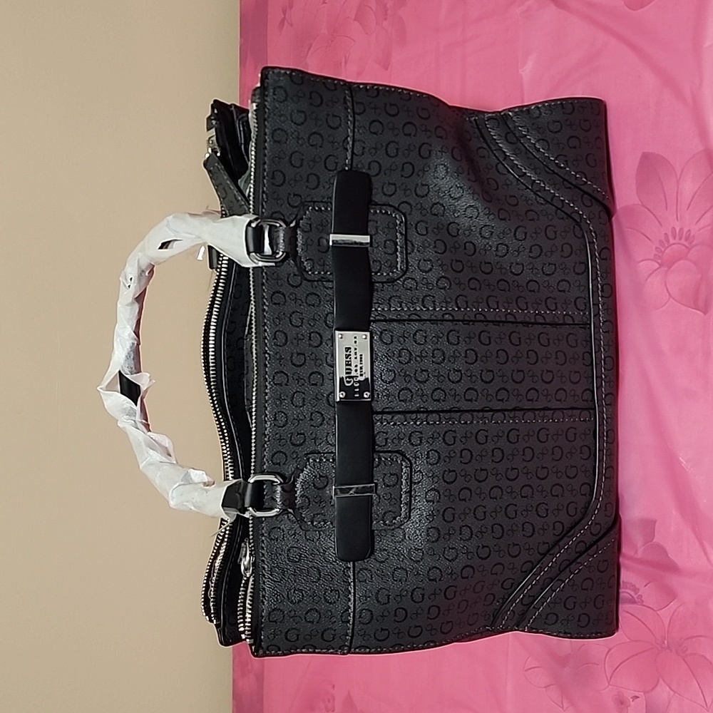 Guess purse